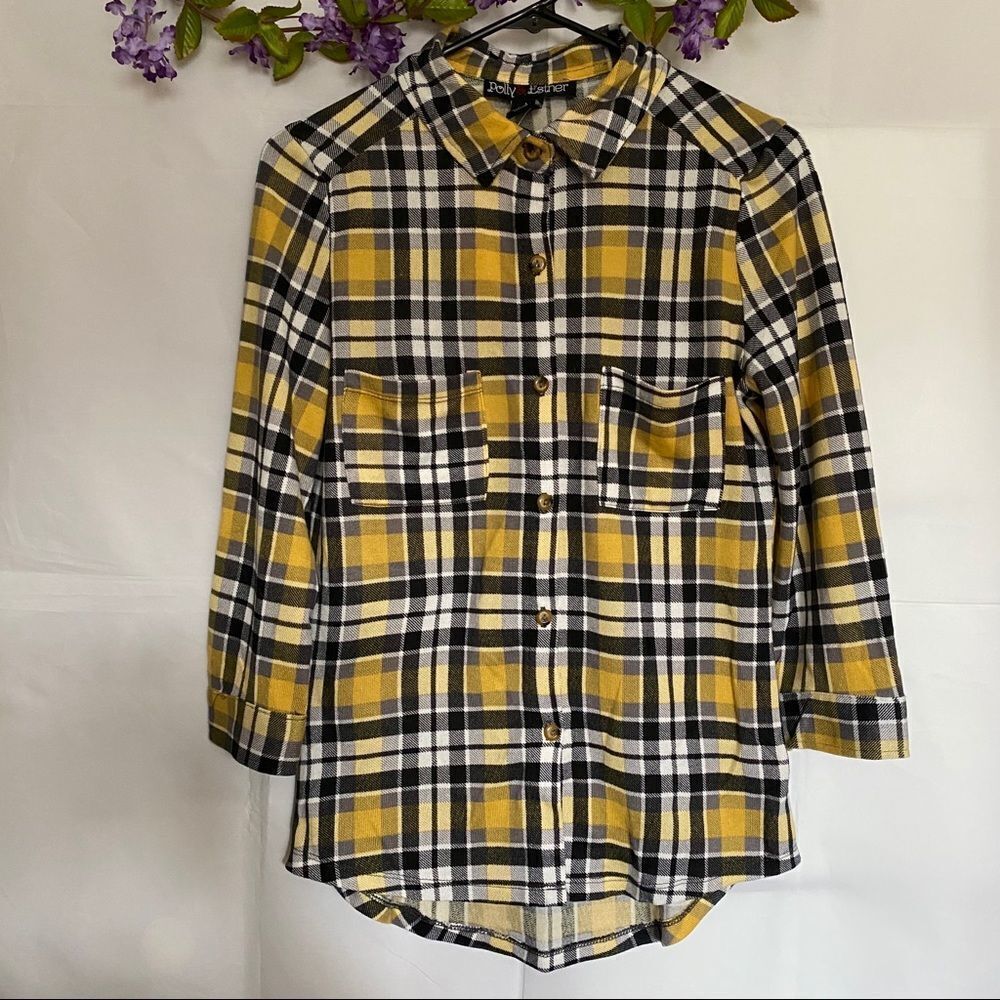 #14 Polly and Esther plaid super soft button down. NWT